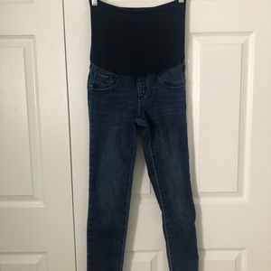 Maternity skinny jeans